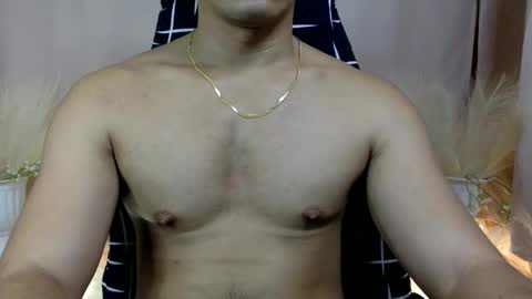 Snapshot of 000batman000 chatting on 20, 12, 2024 Bruce online show from 20, 12, 2024