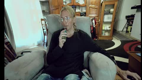 Snapshot of 00jeff31 chatting on 17, 9, 2025 jeff online show from 17, 9, 2025