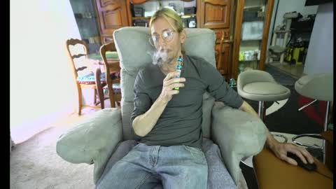 Snapshot of 00jeff31 chatting on 7, 4, 2026 jeff online show from 7, 4, 2026