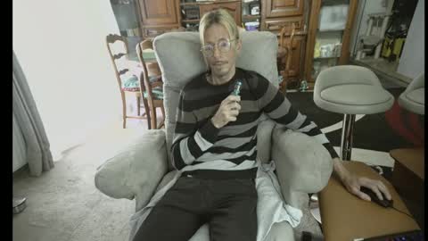 Snapshot of 00jeff31 chatting on 26, 4, 2026 jeff online show from 26, 4, 2026