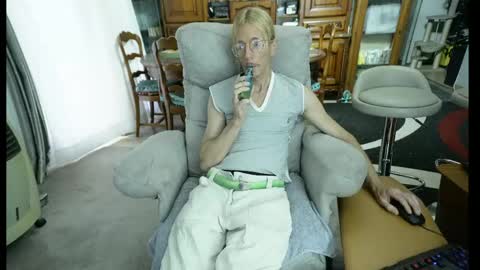 Snapshot of 00jeff31 chatting on 31, 5, 2026 jeff online show from 31, 5, 2026