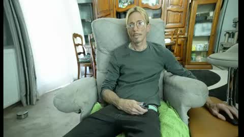 Snapshot of 00jeff31 chatting on 15, 6, 2026 jeff online show from 15, 6, 2026