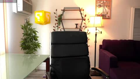 Snapshot of 0_perfect_imperfection_0 chatting on 21, 4, 2026 Olivia online show from 21, 4, 2026