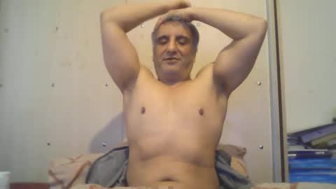 Snapshot of 0luvmonkey chatting on 6, 5, 2026 0luvmonkey online show from 6, 5, 2026