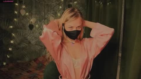 0ophelia online show from 28, 2, 2026