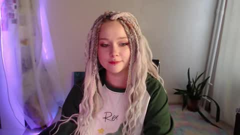 Snapshot of 0uralexa chatting on 18, 12, 2025 Alexa online show from 18, 12, 2025