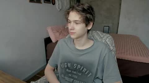 Snapshot of 0verlandd chatting on 19, 4, 2026 Adam online show from 19, 4, 2026