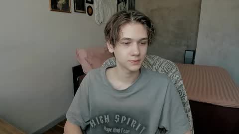 Snapshot of 0verlandd chatting on 3, 5, 2026 Adam online show from 3, 5, 2026