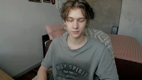 Snapshot of 0verlandd chatting on 8, 5, 2026 Adam online show from 8, 5, 2026