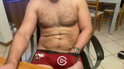 Snapshot of 100piedi1 chatting on 15, 12, 2024 100piedi1 online show from 15, 12, 2024