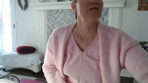 Aurora Willows online show from 27, 2, 2026