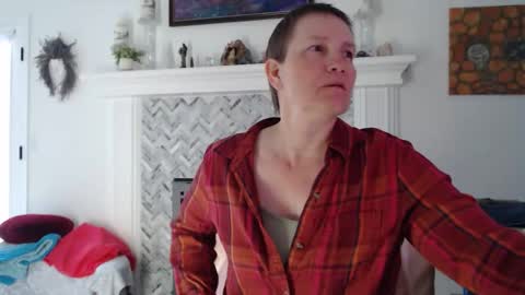 Snapshot of 11willowandjohn11 chatting on 25, 4, 2026 Aurora Willows online show from 25, 4, 2026