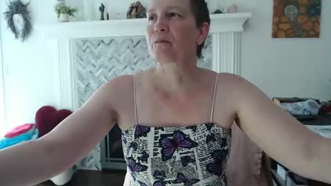 Snapshot of 11willowandjohn11 chatting on 16, 5, 2026 Aurora Willows online show from 16, 5, 2026
