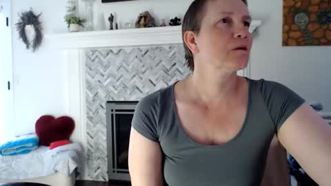 Snapshot of 11willowandjohn11 chatting on 24, 5, 2026 Aurora Willows online show from 24, 5, 2026