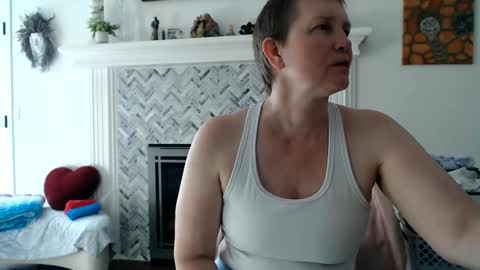 Snapshot of 11willowandjohn11 chatting on 31, 5, 2026 Aurora Willows online show from 31, 5, 2026