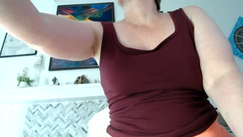 Snapshot of 11willowandjohn11 chatting on 7, 7, 2026 Aurora Willows online show from 7, 7, 2026