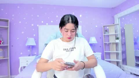 Scarlette  online show from 3, 12, 2025