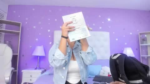 Scarlette  online show from 4, 12, 2025