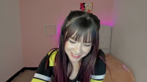 Snapshot of 18candy chatting on 16, 12, 2024 18candy online show from 16, 12, 2024
