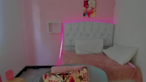 Snapshot of 18candy chatting on 20, 12, 2024 18candy online show from 20, 12, 2024