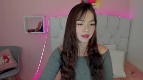 Snapshot of 18candy chatting on 25, 2, 2025 18candy online show from 25, 2, 2025