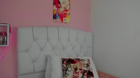 Snapshot of 18candy chatting on 15, 9, 2025 18candy online show from 15, 9, 2025