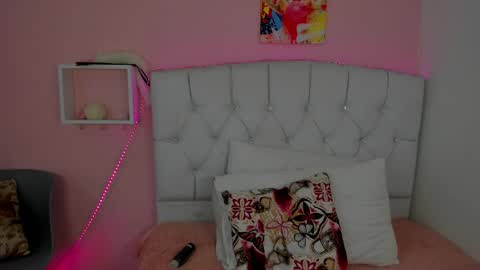 Snapshot of 18candy chatting on 20, 4, 2026 18candy online show from 20, 4, 2026