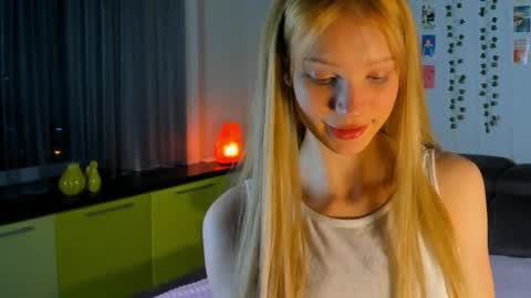 Snapshot of 18kira18 chatting on 27, 3, 2026 Kira online show from 27, 3, 2026