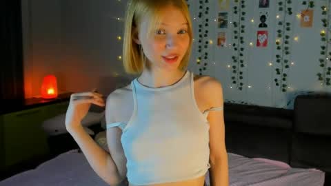 Snapshot of 18kira18 chatting on 31, 3, 2026 Kira online show from 31, 3, 2026