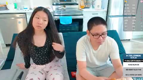 Snapshot of 18not20 chatting on 10, 6, 2026 Tong Ralph online show from 10, 6, 2026