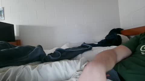 Snapshot of 18skinnypee chatting on 3, 3, 2026 18skinnypee online show from 3, 3, 2026