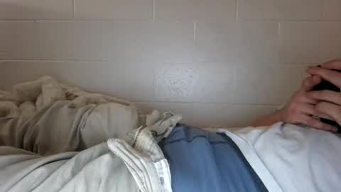 Snapshot of 18skinnypee chatting on 11, 3, 2026 18skinnypee online show from 11, 3, 2026