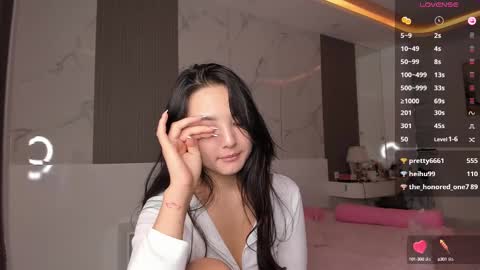 Snapshot of 1_love_8 chatting on 20, 2, 2025 Rose Nude only In Prvt online show from 20, 2, 2025