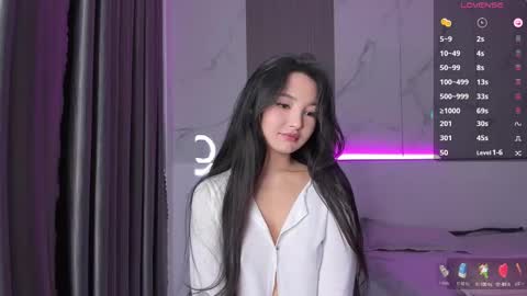 Snapshot of 1_love_8 chatting on 4, 3, 2025 Rose Nude only In Prvt online show from 4, 3, 2025