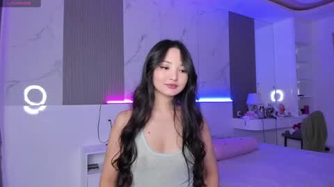 Snapshot of 1_love_8 chatting on 6, 3, 2025 Rose Nude only In Prvt online show from 6, 3, 2025