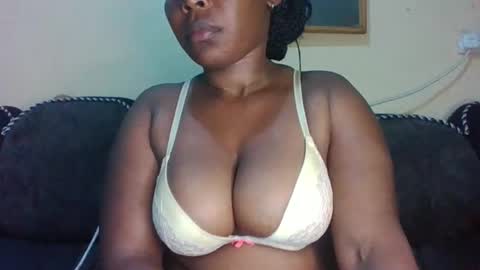 Snapshot of 1_sexybaby chatting on 12, 11, 2025 1_sexybaby online show from 12, 11, 2025