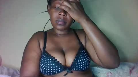 Snapshot of 1_sexybaby chatting on 21, 11, 2025 1_sexybaby online show from 21, 11, 2025