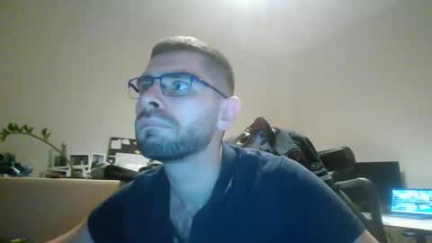 Snapshot of 1kamilkamil11 chatting on 19, 12, 2024 kam online show from 19, 12, 2024