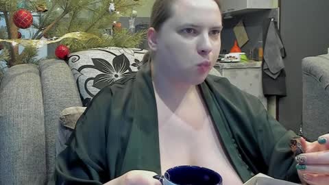 1LINDSEY1 online show from 22, 1, 2025