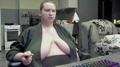 1LINDSEY1 online show from 22, 2, 2025