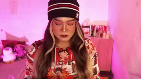 Snapshot of 1lovelymess chatting on 24, 4, 2026 1lovelymess online show from 24, 4, 2026
