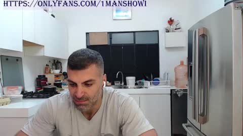 1manshow11 online show from 29, 1, 2025