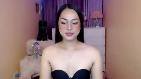 Snapshot of 1miracle_tranny chatting on 15, 1, 2026 1miracle_tranny online show from 15, 1, 2026