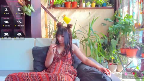 Moona  online show from 10, 9, 2025