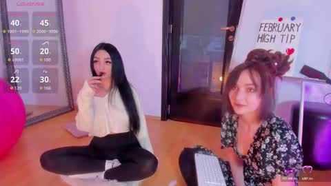 Moona  online show from 18, 2, 2026