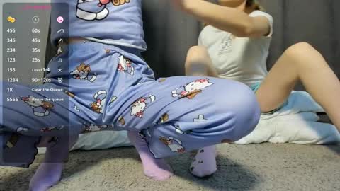 molly online show from 4, 4, 2026