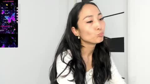 Snapshot of 1reisatumi chatting on 22, 4, 2026 Rei online show from 22, 4, 2026