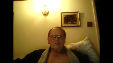 Snapshot of 1shorty chatting on 16, 12, 2024 1shorty online show from 16, 12, 2024