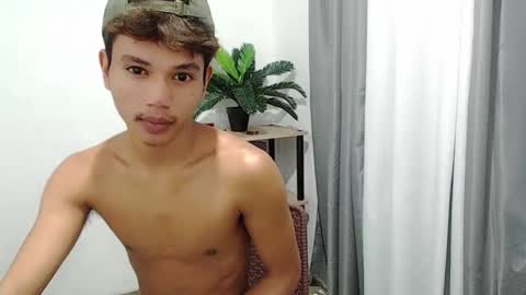 1sweetloverxx online show from 10, 5, 2026