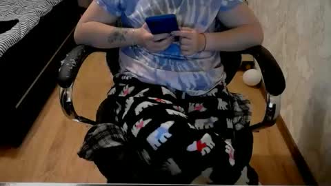 1your_hot_girls online show from 4, 2, 2026